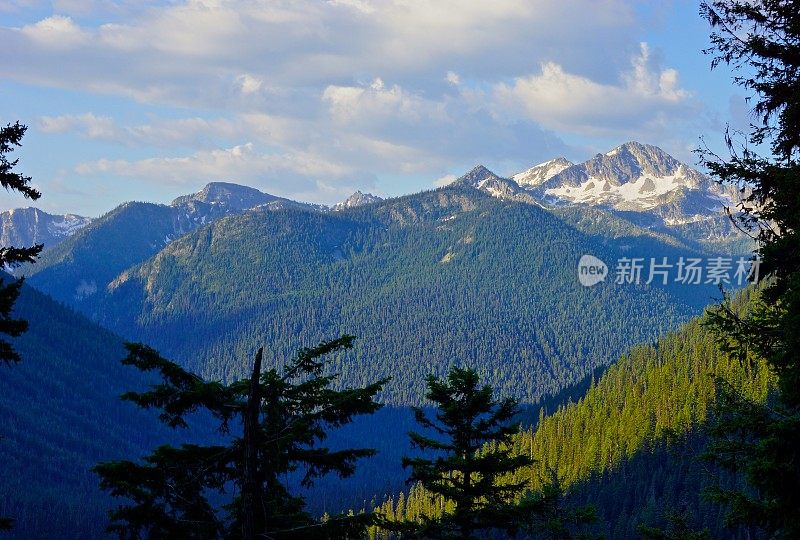 北Cascades Wild Valley